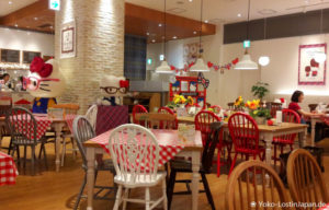 Hello Kitty Café Odaiba